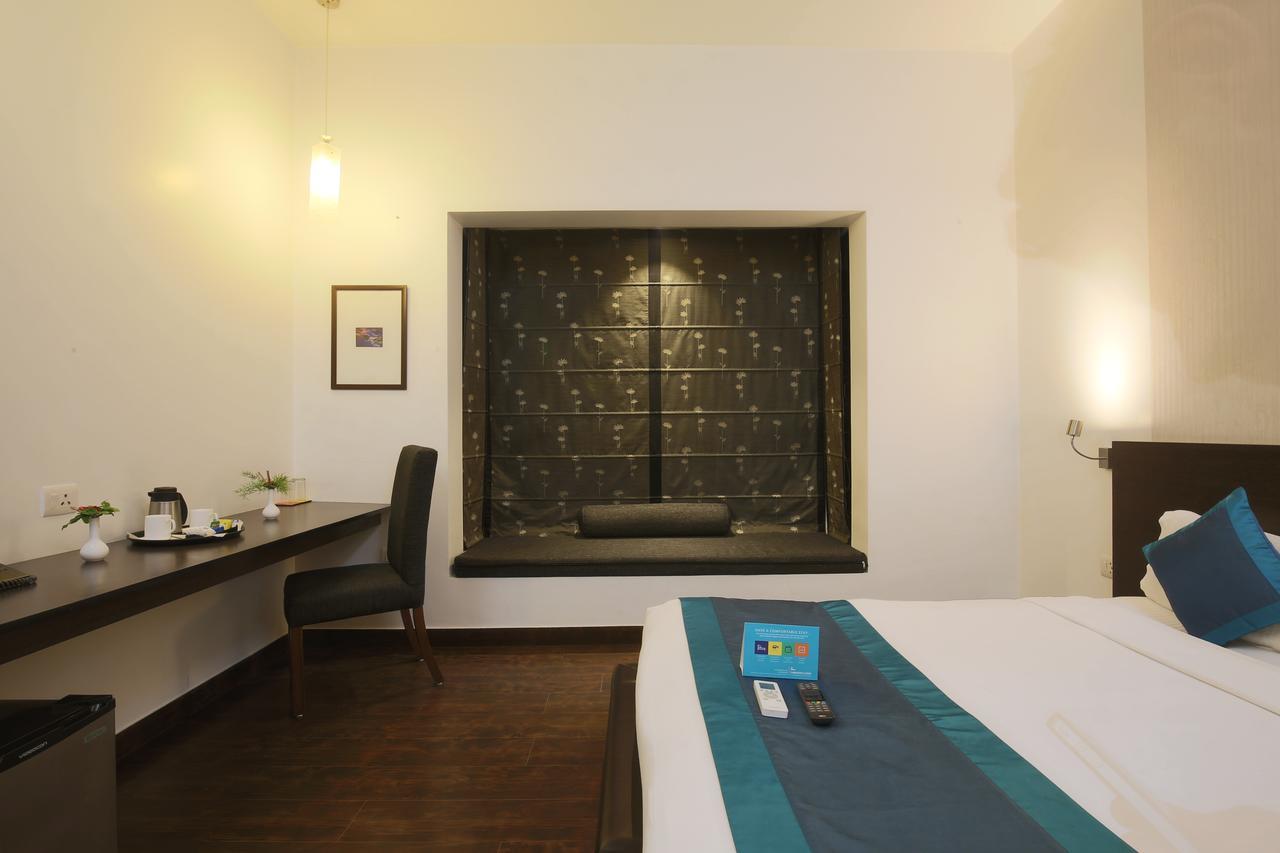 The Saneer Jaipur Hotel Exterior photo