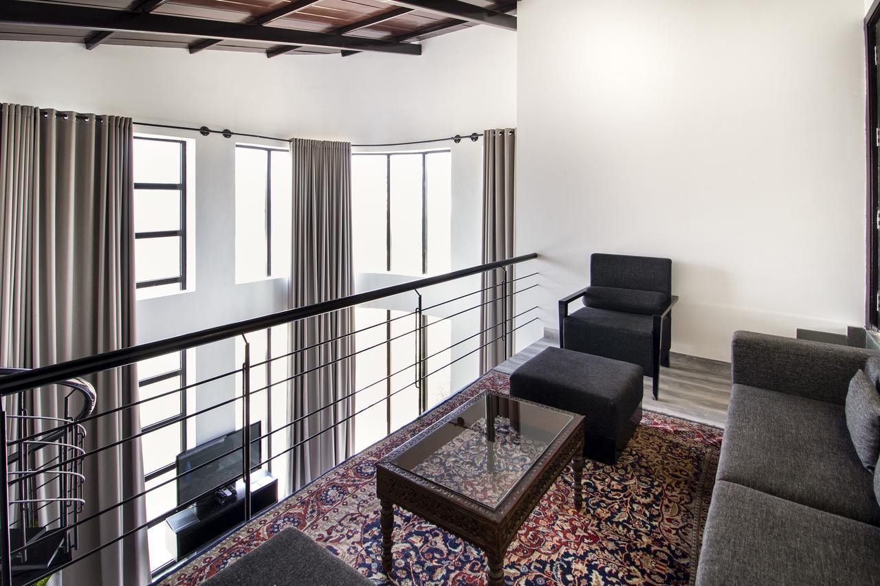 The Saneer Jaipur Hotel Exterior photo